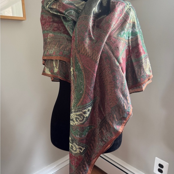 NEW Shimmery Multicolor Paisley Scarf 48X48 Absolutely Beautiful NEW. ELEGANT - Picture 10 of 11